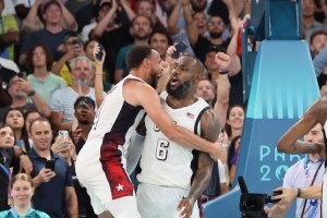 NBA猛龙vs步行者_NBA猛龙vs步行者免费观看_NBA猛龙vs步行者高清无插件直播