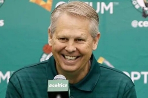 今日NBA火箭vs猛龙低调看直播_今日NBA火箭vs猛龙低调看直播全场次直播_今日NBA火箭vs猛龙低调看直播所有比赛免费看
